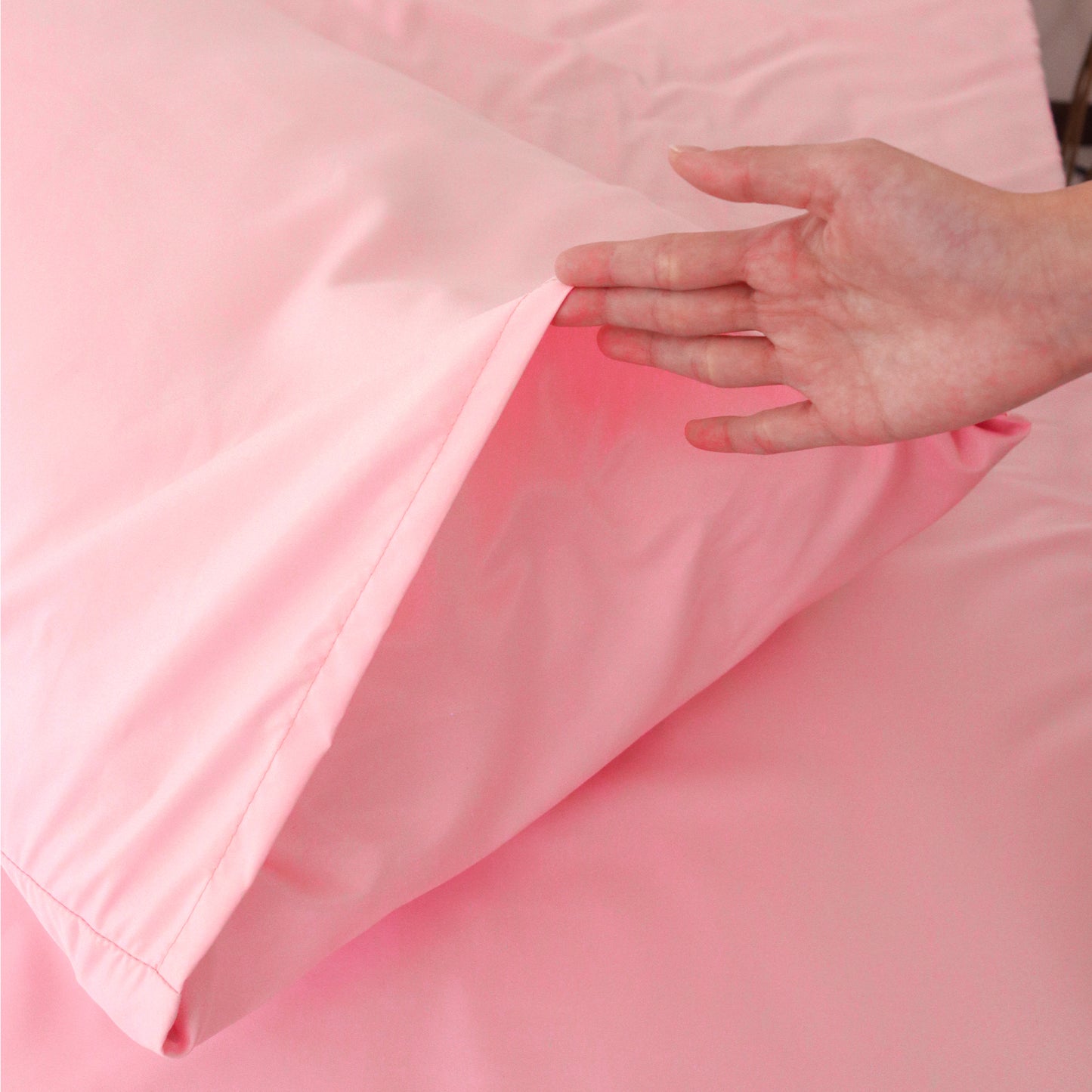 Sateen Touch Bolster Case dalam Baby Blue (1pc)