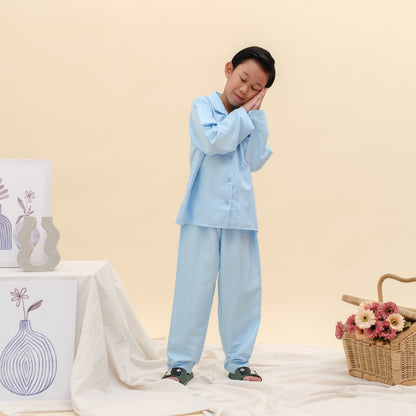 Boys' Dream in Silk Classic Style in Baby Blue