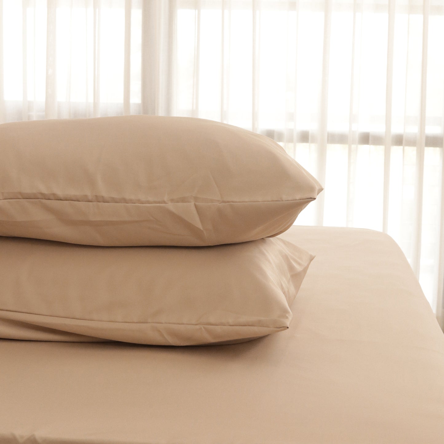 Sateen Touch Plain-dyed Fitted Sheet Set in Sand