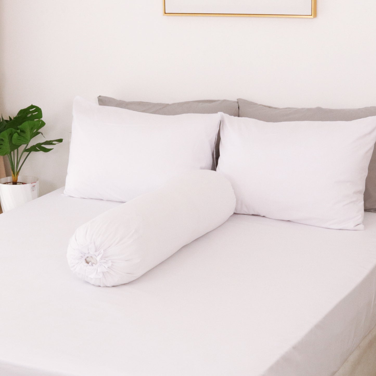 Sateen Touch Plain-dyed Fitted Sheet Set in White