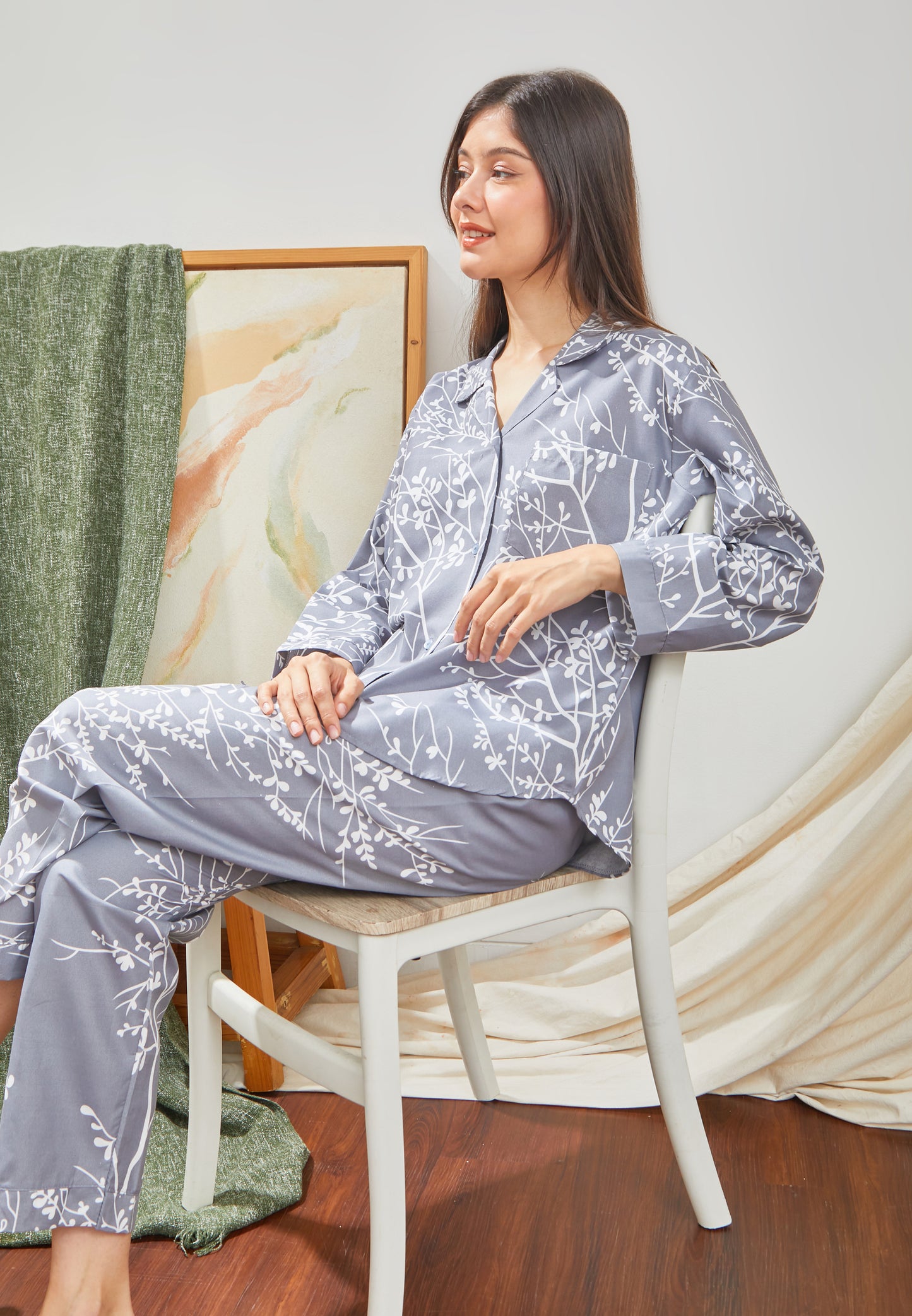 Jeju Memory Classic Style Nightwear in Grey