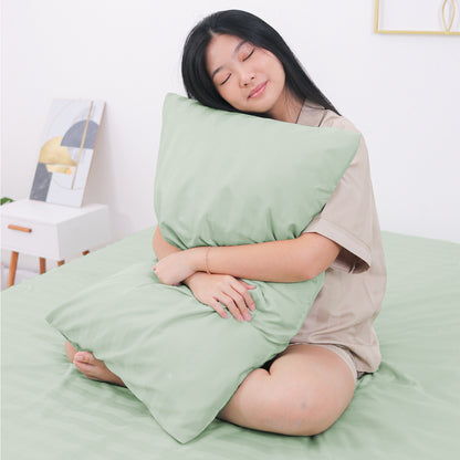 Sateen Touch Pillowcase in Sage (1 pc)