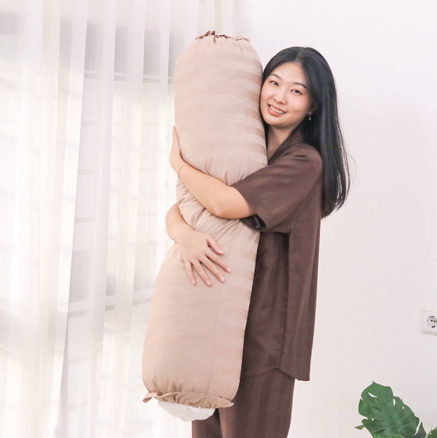 Sateen Touch Bolster Case dalam Mocha(1pc)