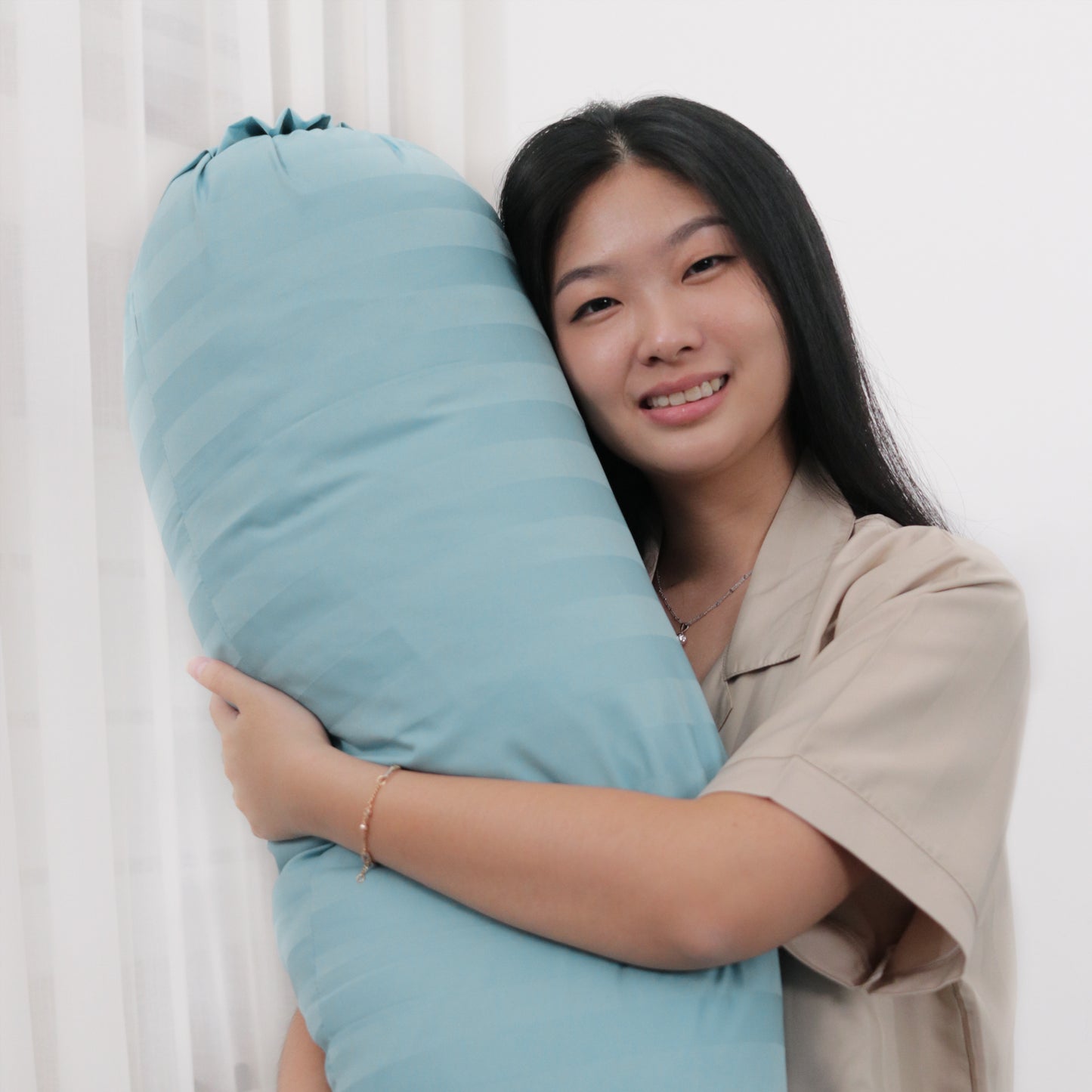 Sateen Touch Bolster Case dalam Misty Blue (1pc)